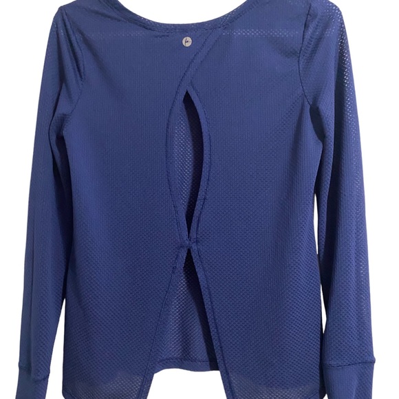 12. 90 DEGREE by Reflex Yoga/Running Top- Size XS - Picture 2 of 3